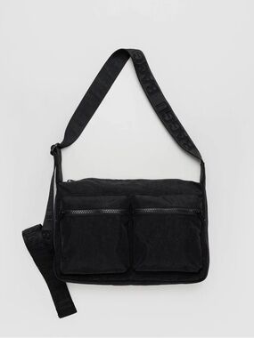 BAGGU Medium Cargo Crossbody